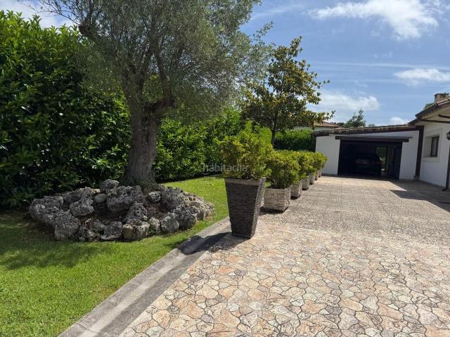 Casa en venta en Ribamontán al Mar, Castanedo. Chalet en Catanedo, Cantabria. Casas Ribamontán al.