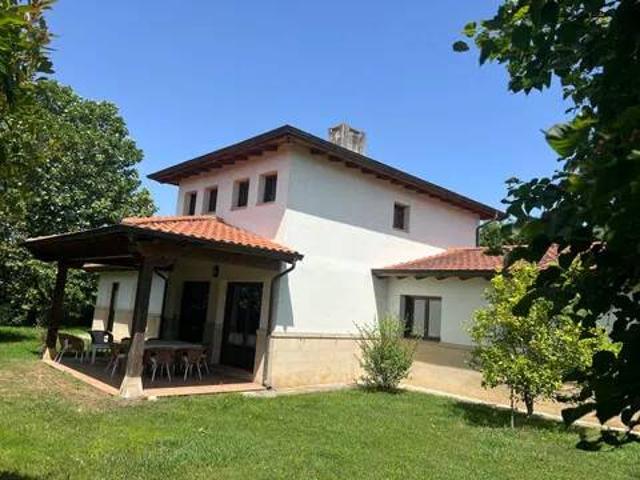 Casa en Venta en Ribamontán Al Mar