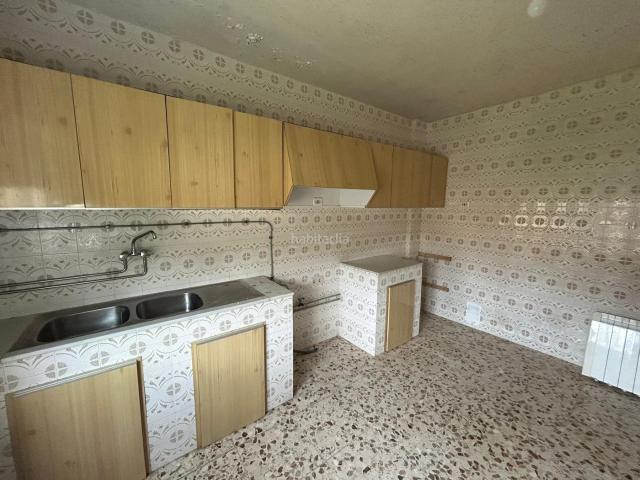 Casa en venta en Ribeira, Santa Uxía de Ribeira. VENTA DE CASA EN PLENO CENTRO DE RIBEIRA. Casas.