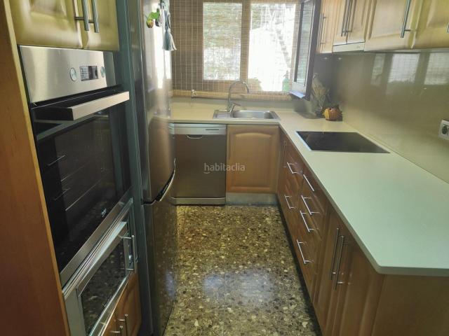 Casa en venta en Riells i Viabrea. Casa en venta situada en Riells i Viabrea Urb. Junior Park a 400 metros de la entrada. Casas Riells i.