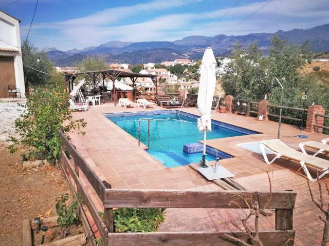 Casa en venta en Riogordo Málaga