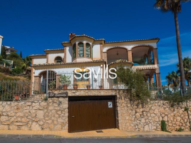 Casa en venta en Rincón de la Victoria, La Cala del Moral. Casa clásica andaluza con vistas al mar en La Cala. Casas Rincón de la.