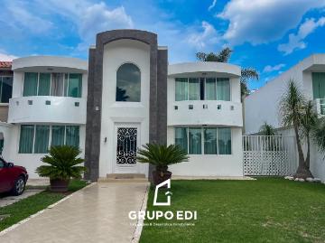 CASA EN VENTA EN RINCONES DE LA CALERA