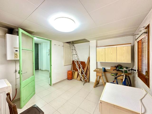 Casa en venta en Ripoll Pirineos. Casa unifamiliar amb garatge i jardí a Ripoll. Casas.