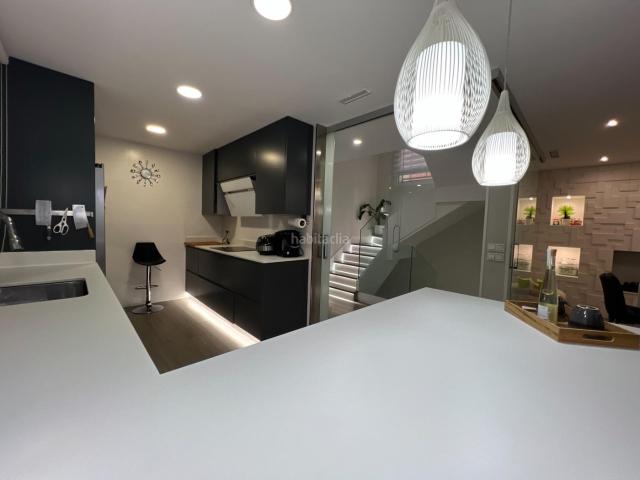 Casa en venta en Rivas Vaciamadrid, Centro. EXCLUSIVO CHALET LUJO TOTALMENTE REFORMADO EN VENTA SIN HONORARIOS AL COMPRADOR. Casas Rivas.