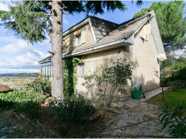 Casa en Venta en Robledo de Chavela