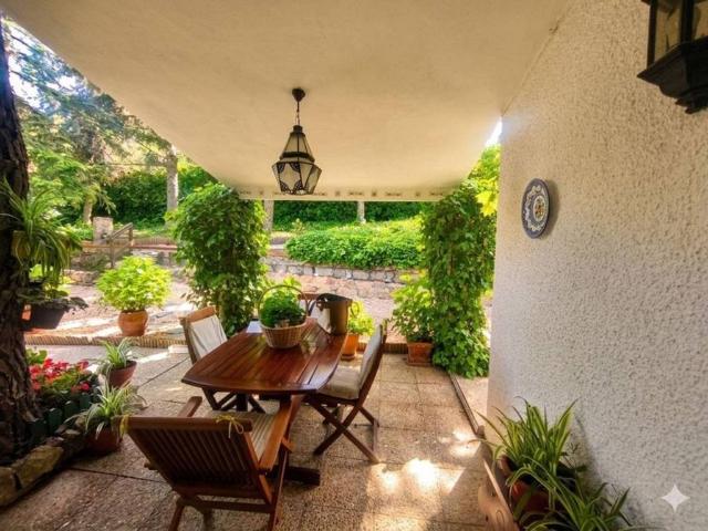 Casa en Venta en Robledo de Chavela