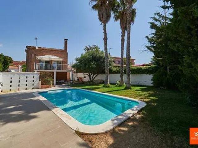Casa en Venta en Roda de Berà