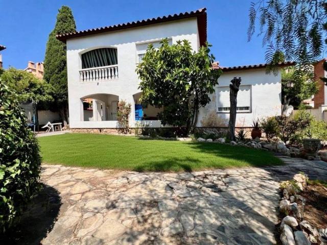 Casa en Venta en Roda de Berà