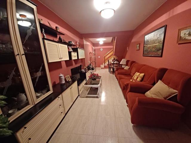 Casa en venta en Roda La. Casa en venta en Iglesia, 5 dormitorios. Casas Roda.
