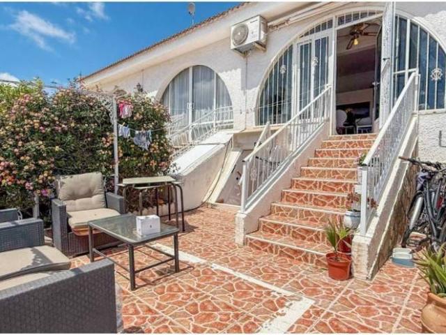 Casa en Venta en Rojales