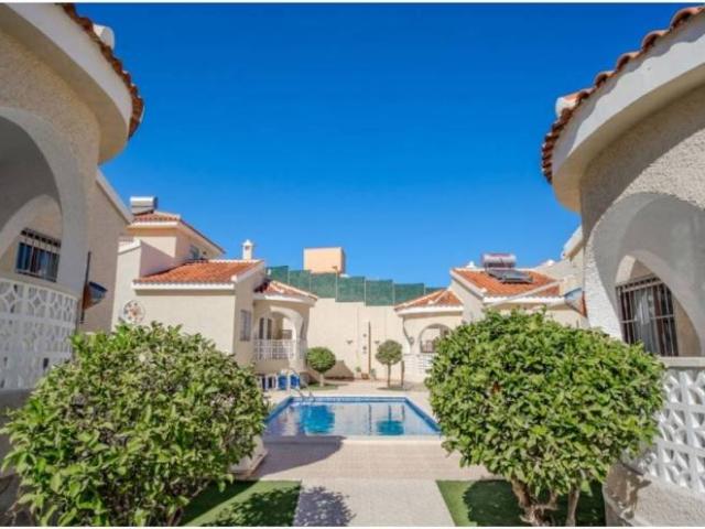 Casa en Venta en Rojales