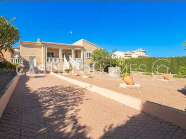 Casa en Venta en Rojales