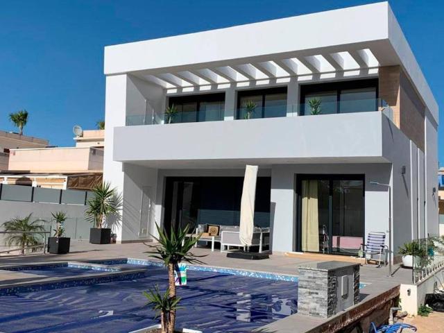 Casa en Venta en Rojales