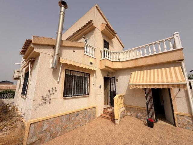 Casa en Venta en Rojales