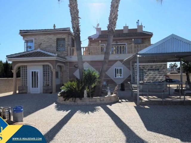 Casa en Venta en Rojales