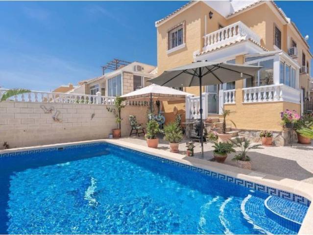 Casa en Venta en Rojales