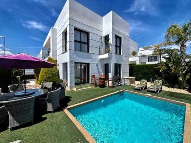 Casa en Venta en Rojales