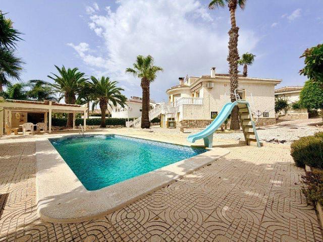 Casa en Venta en Rojales
