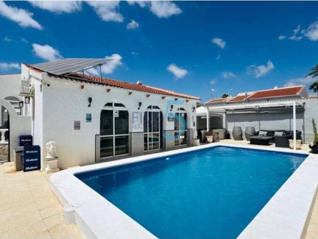 Casa en Venta en Rojales