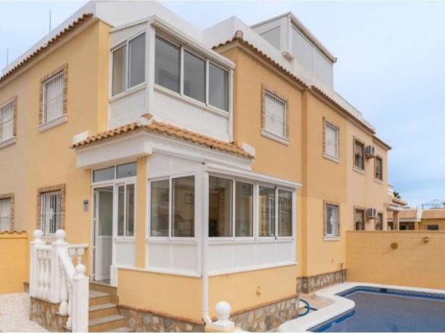 Casa en Venta en Rojales
