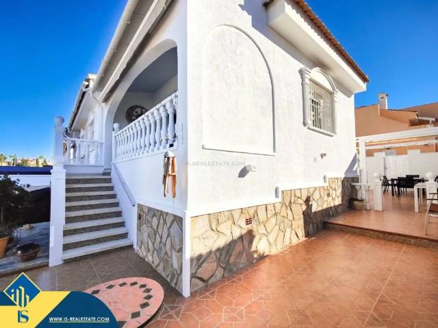 Casa en Venta en Rojales