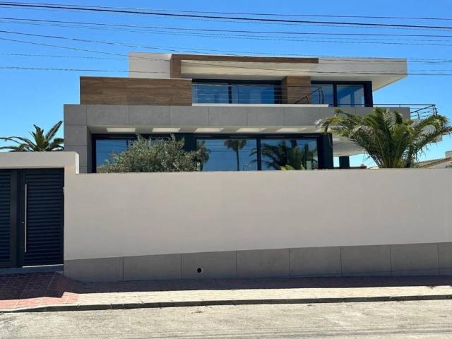 Casa en Venta en Rojales