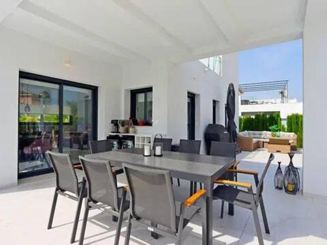 Casa en Venta en Rojales