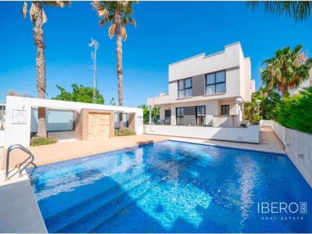 Casa en Venta en Rojales