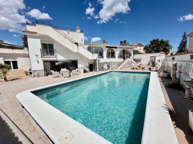 Casa en Venta en Rojales