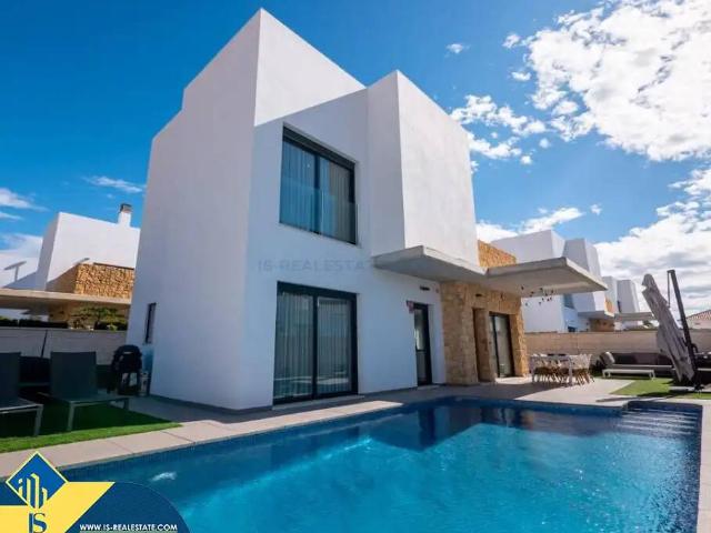 Casa en Venta en Rojales