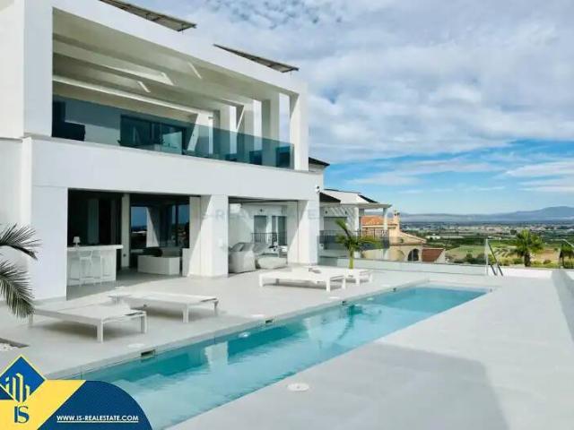 Casa en Venta en Rojales