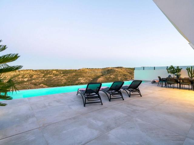 Casa en venta en Rojales. Casas.