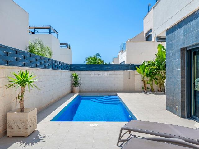 Casa en venta en Rojales. Casas.
