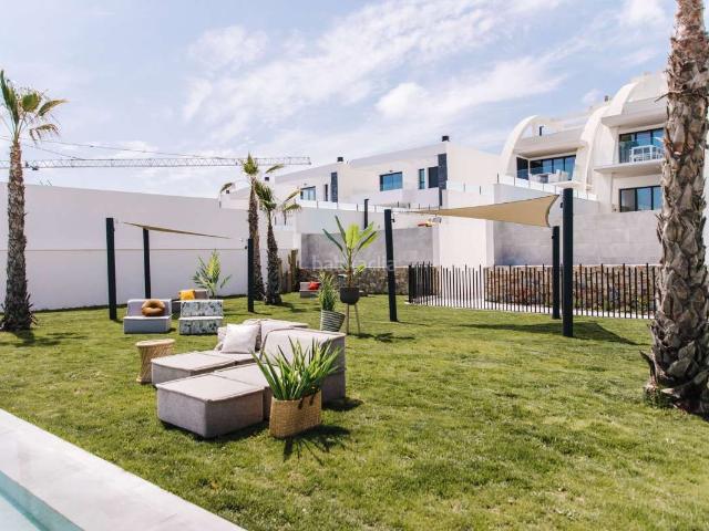 Casa en venta en Rojales. Casas.