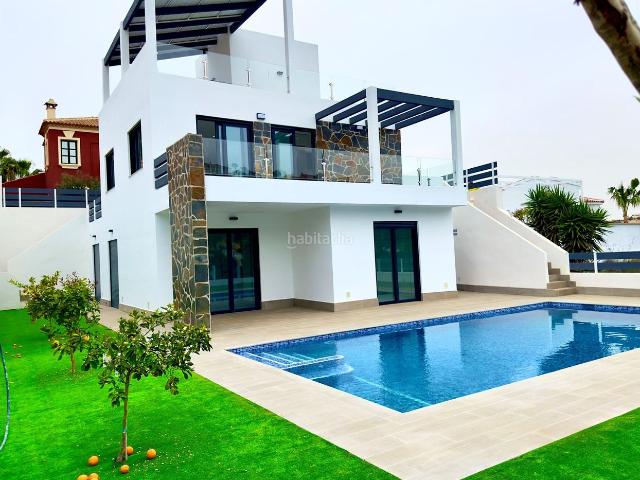 Casa en venta en Rojales. Casas.