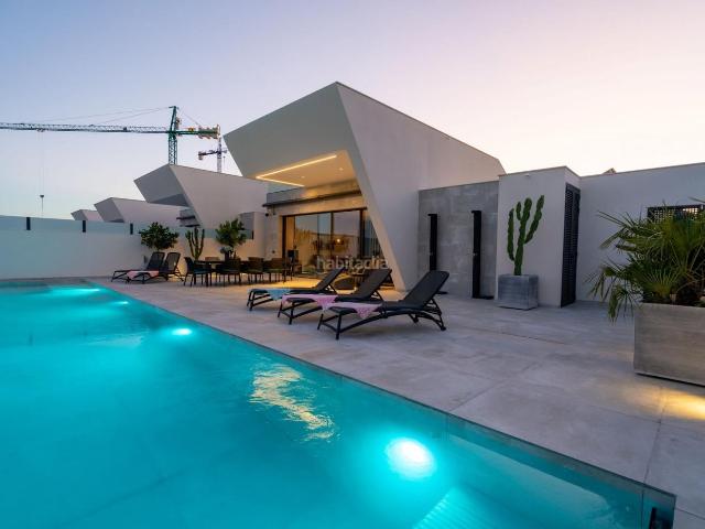Casa en venta en Rojales. Casas.