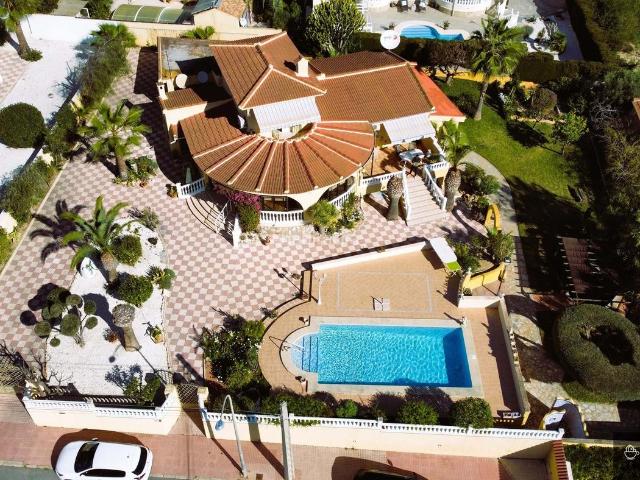 Casa en venta en Rojales. Casas.
