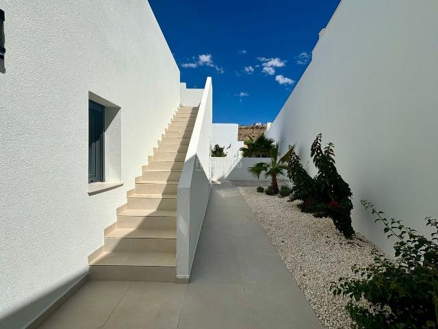 Casa en venta en Rojales. Casas.