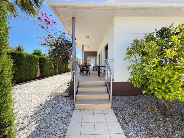 Casa en venta en Rojales. Casas.