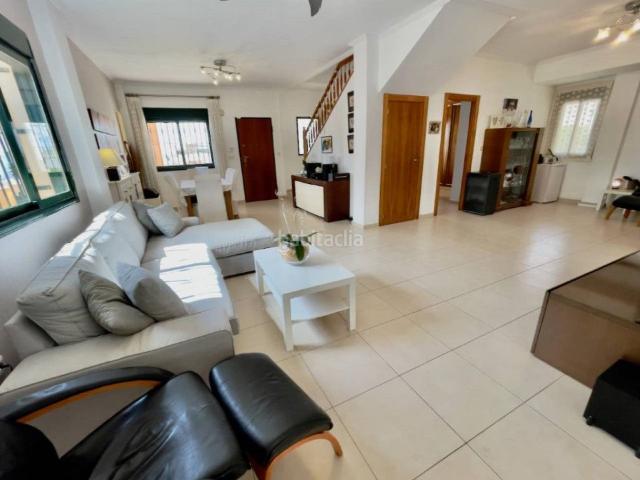 Casa en venta en Rojales, Centro de la Ciudad Quesada. PRECIOSA VILLA DE 4 HABITACIONES EN CIUDAD QUESADA. Casas.