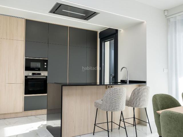 Casa en venta en Rojales. Bienvenido a una de las zonas residenciales mÃs demandadas del sur de la Costa Blanca. En esta exclusiva promociÃn se estÃn constr. Casas.