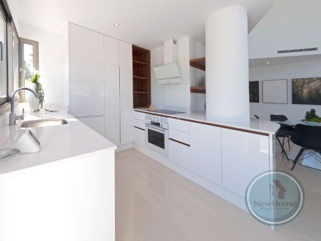 Casa en venta en Rojales. Descubre la Elegancia Mediterránea Villa en Venta en Doña Pepa Quesada. Casas.