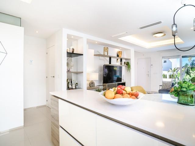 Casa en venta en Rojales, Doña Pepa. Villa exclusiva en Ciudad Quesada vida moderna en una ubicacioacuten privilegiada. Me complace presentarles esta excepcional villa. Casas.
