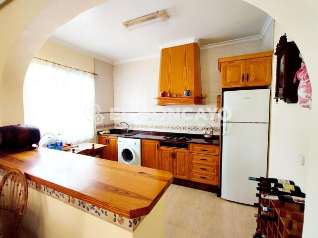 Casa en venta en Rojales. Fantástica casa de campo con terreno cerca de Guardamar del Segura, Alicante, Costa Blanca. Casas.