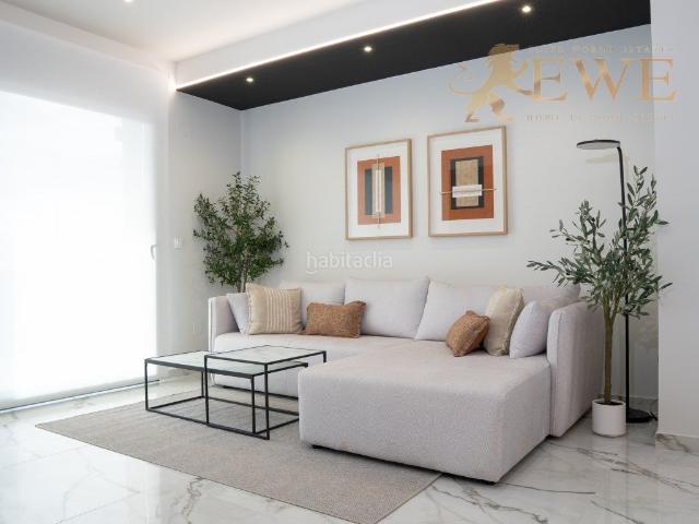 Casa en venta en Rojales. Nuevo proyecto de chalet con piscina en Ciudad Quesada. Casas.