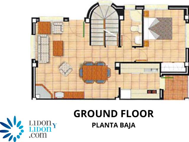Casa en venta en Rojales. Ubicada en una urbanizaciÃn consolidada de Ciudad Quesada, esta vivienda pareada en venta en la Costa Blanca Sur destaca por su sÃ. Casas.