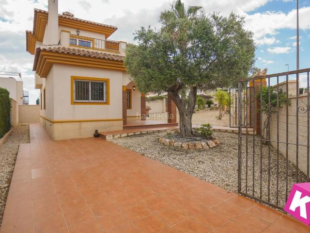 Casa en venta en Rojales. Villa en La Marquesa golf, Rojales. Casas.