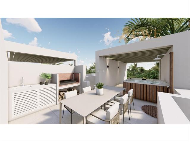 Casa en venta en Rojales. Villa moderna con piscina en Rojales. Casas.