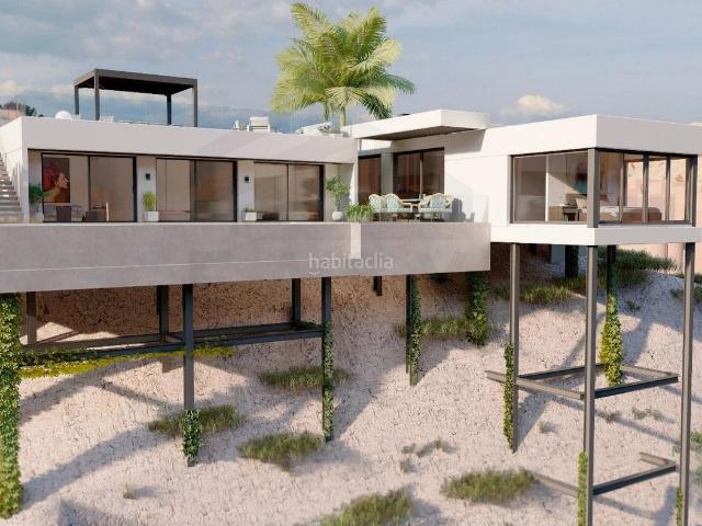 Casa en venta en Rojales. Villas modernas de lujo con vistas al campo de golf en Ciudad QuesadaNueva promoción exclusiva con vistas a La Marquesa GolfDescub. Casas.